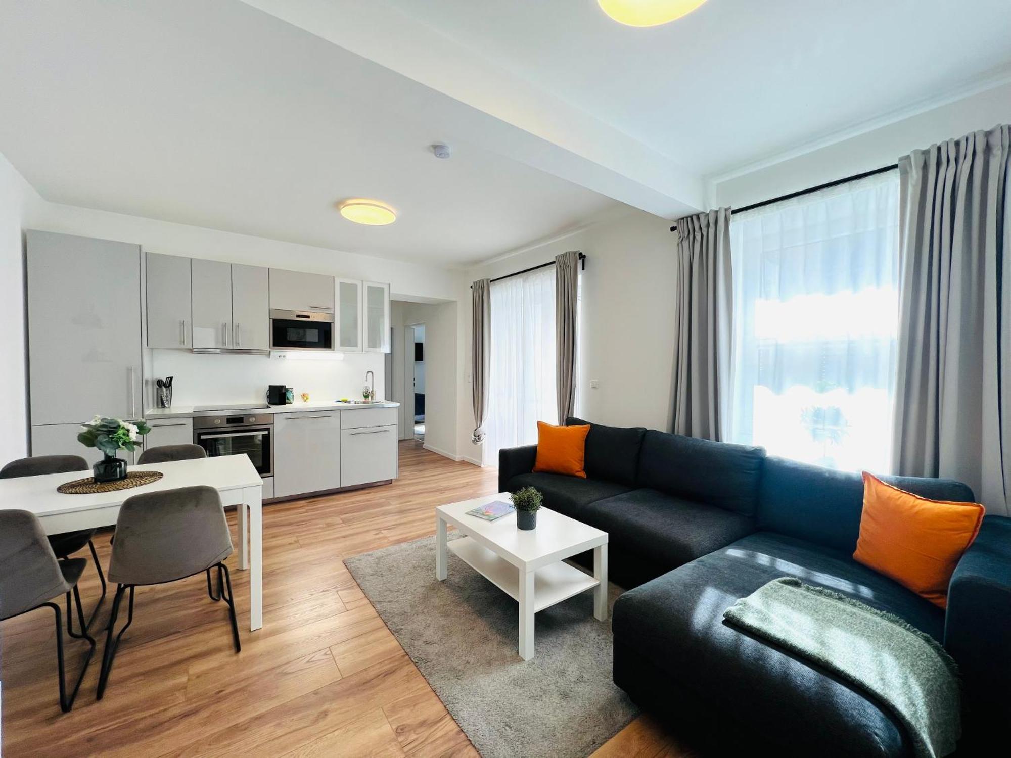 White Inn - Ferienwohnung Mit Terrasse Murzzuschlag Bagian luar foto